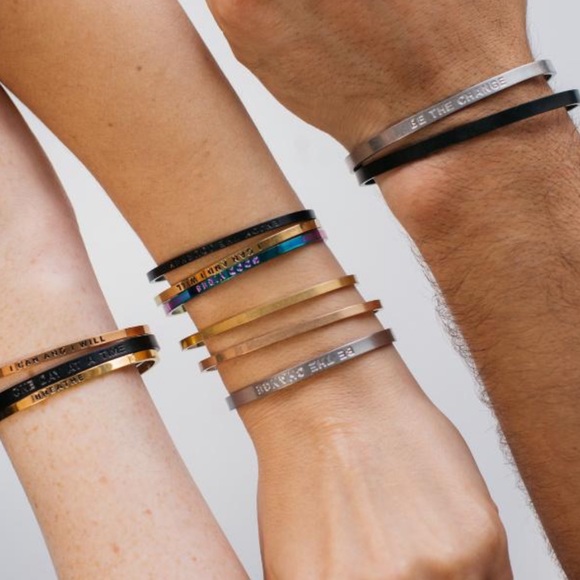 Bold Unisex Matte Silver Mantra Band - Picture 2 of 3